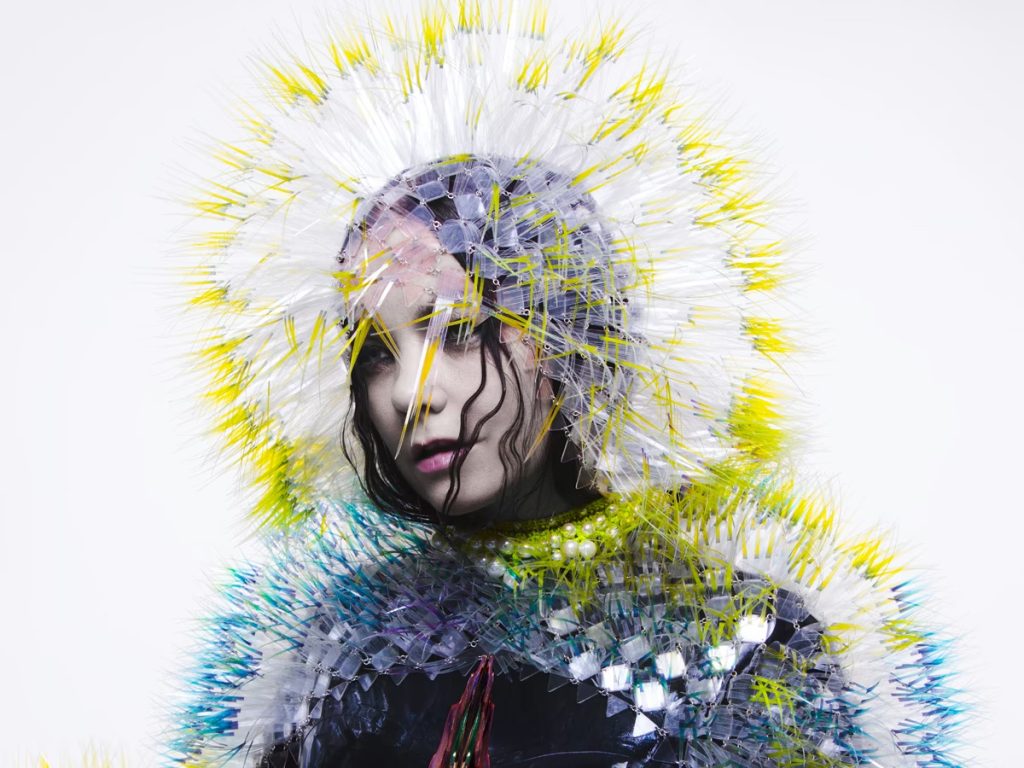 Vulnicura là album phòng thu thứ 9 của ca sĩ gạo cội Bjork