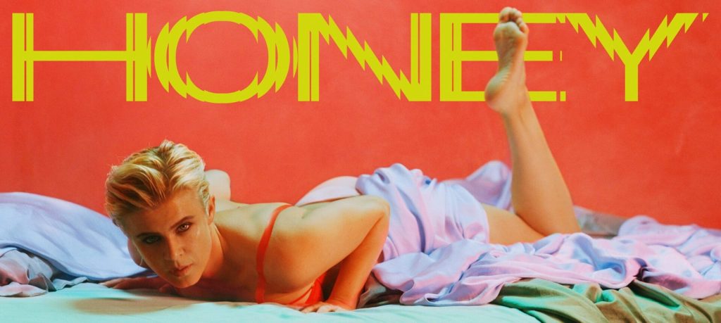 Album Honey của Robyn tiếp tục khai thác chủ đề tan vỡ trong tình yêu. 