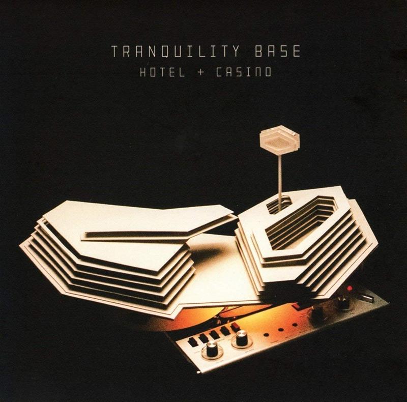 Bìa album Tranquility Base Hotel & Casino do chính Alex Turner sáng tạo dựa trên phim trường bộ phim 2001: A Space Odyssey của đạo diễn Stanley Kubrick.