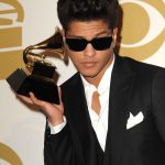 Bruno Mars – người khiến làng nhạc thế giới chao đảo