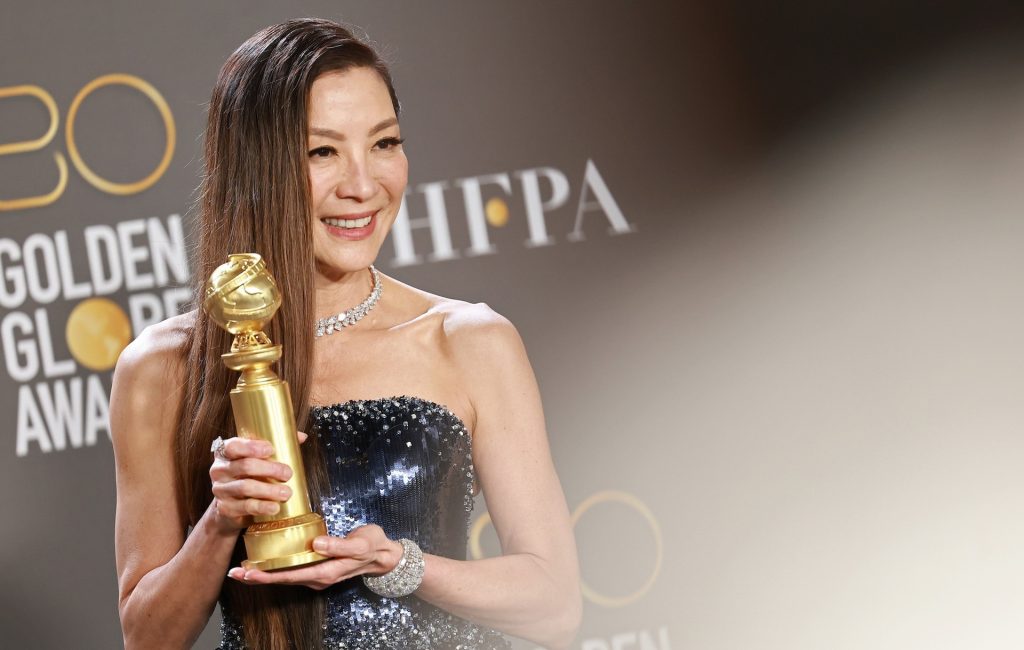 Dương Tử Quỳnh thắng Quả cầu Vàng 2022.